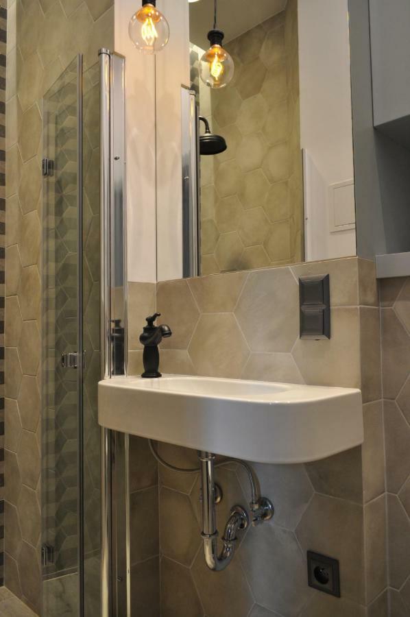Apartament Na Wilczej วอร์ซอ ภายนอก รูปภาพ